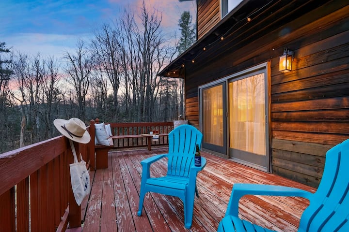 Sleeps 22 | Hot Tub  Firepit | Hunter Mountain - Tannersville, NY