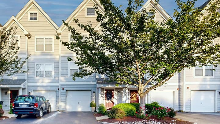 Canal Landing Townhouse With Community Pool - Rehoboth Beach, DE