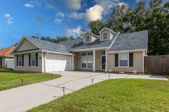 3br Special@graceful House| Save More, Stay Better - Orange Park, FL