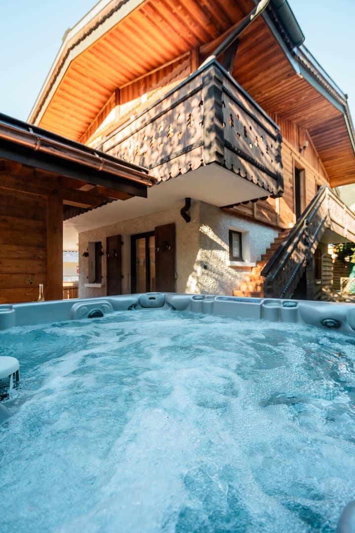 L'ours Appartement Centre Jacuzzi - Champéry