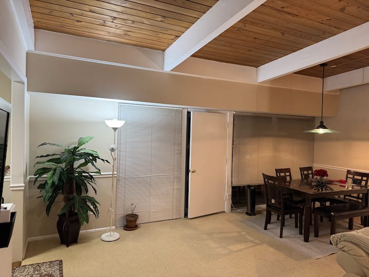 Furnished 2-bedroom Apt - 20 Mins To Dc, Gwu, Gmu - Fairfax, VA