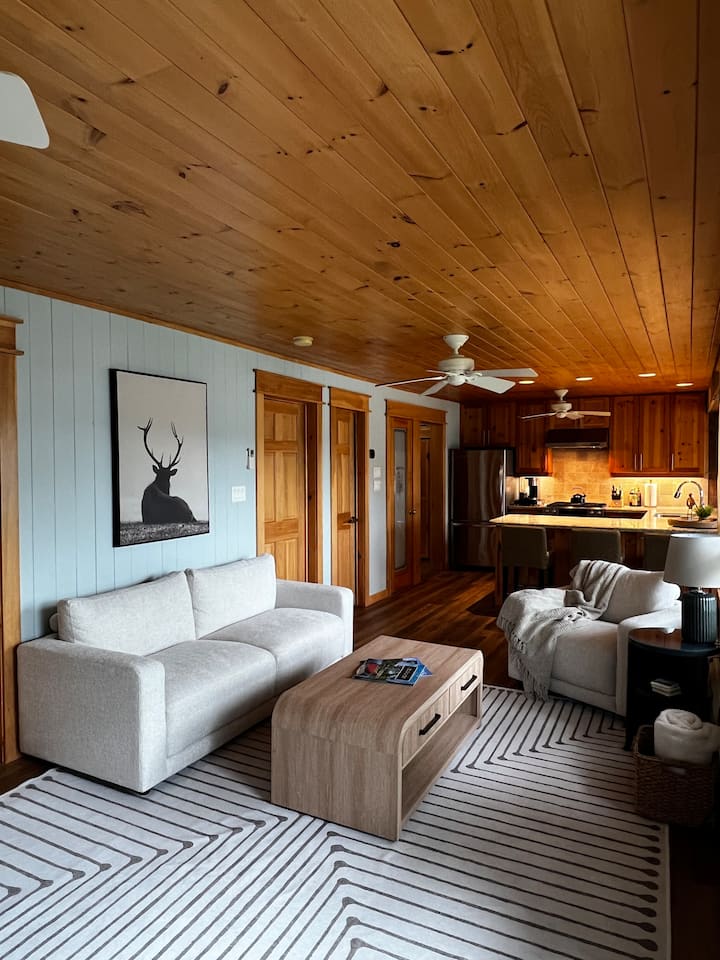 Muskoka Lakehouse | Bunkie, Dock & Water Toys - Huntsville