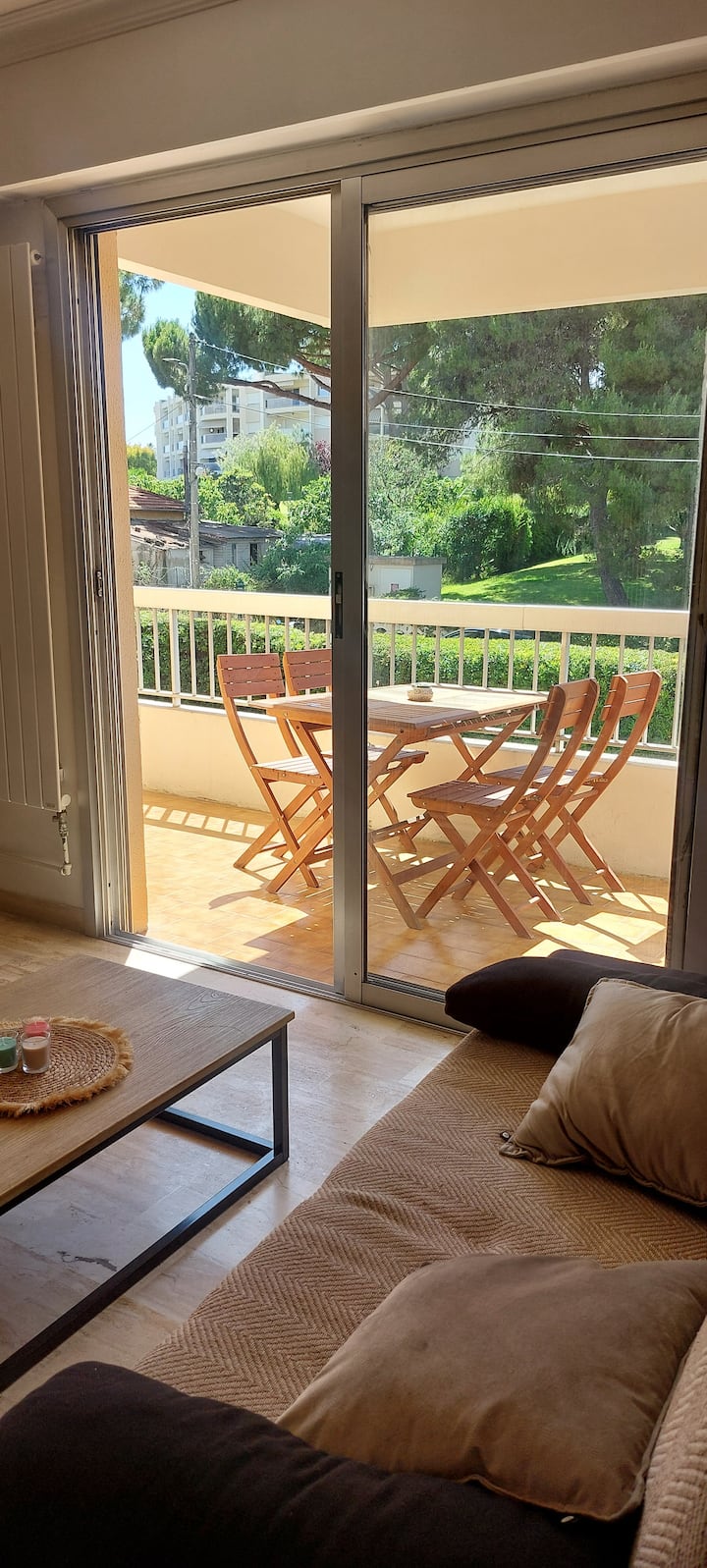 Grand Studio Avec
Terrasse Et Piscine - 안티베