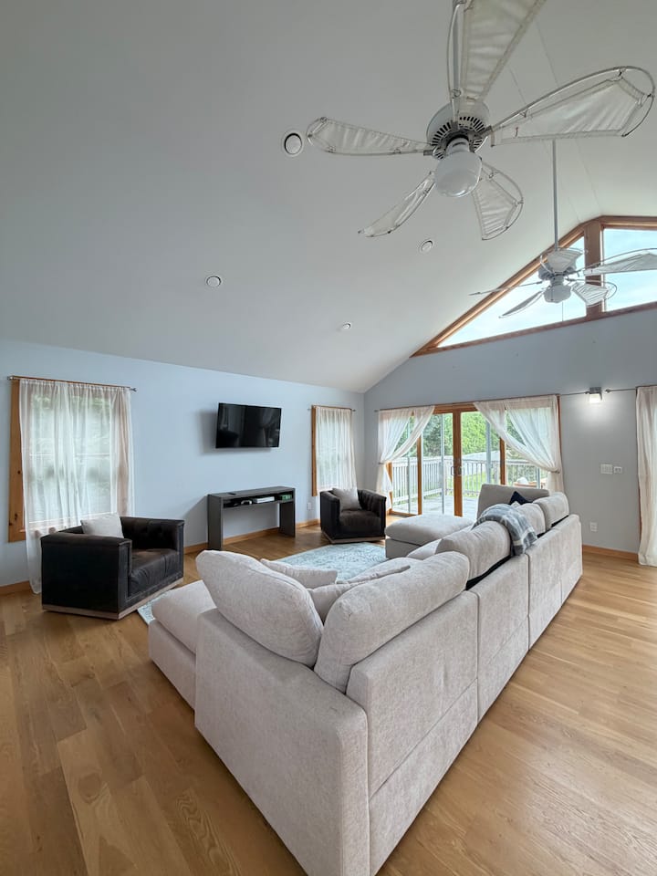 Pool+ Private Beach Access-walk To Amagansett Town - East Hampton, NY
