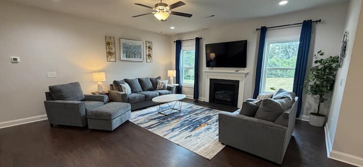 Comfortable Family Retreat In Nw Greensboro - 그린즈버러
