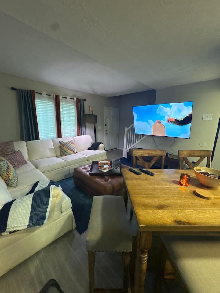 Roswell Retreat - Alpharetta, GA