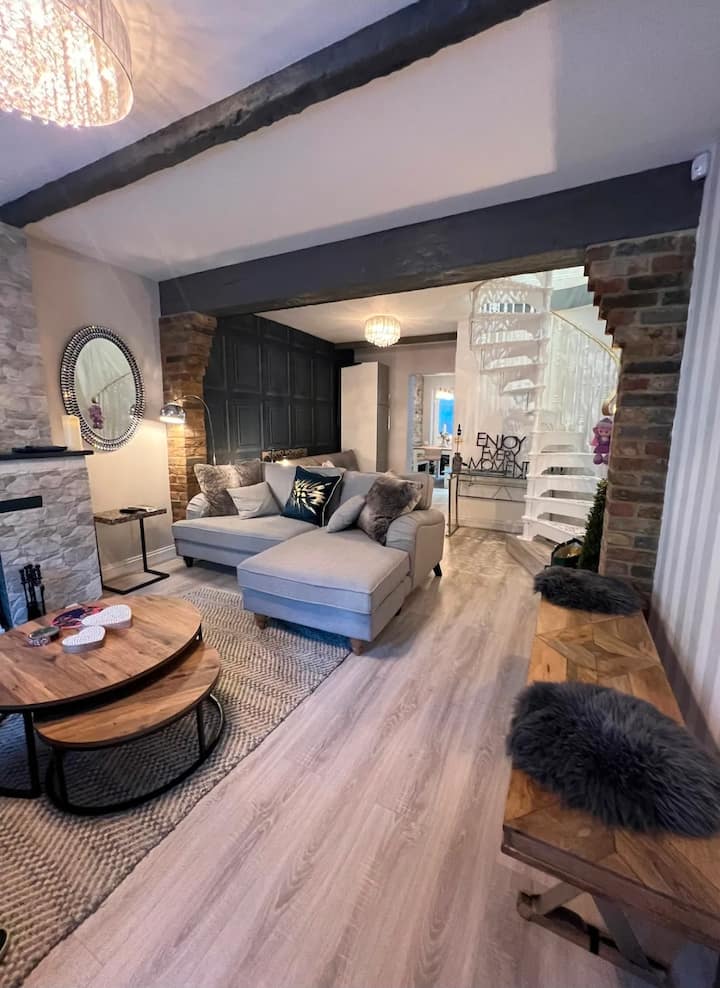 3bed Cosy Home In The Heart Of Windsor/contractors - Windsor
