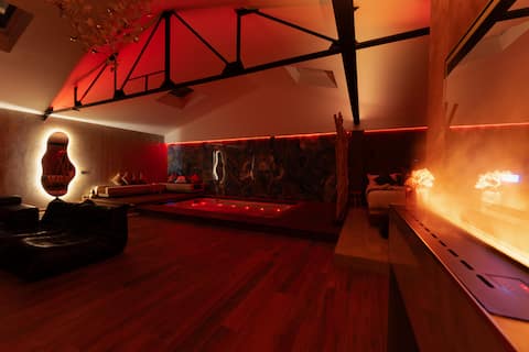Top performing Airbnb: The Boréal Experience in Saint Maur Des Fossés
