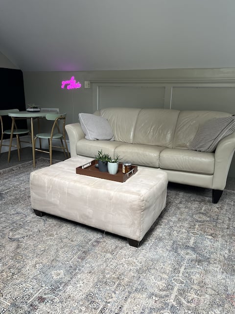 Top Airbnb: Private Loft • Walk to Marta, Candler, Five Points in Edgewood