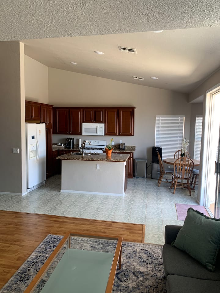 Gorgeous Home In Peoria - Peoria, AZ