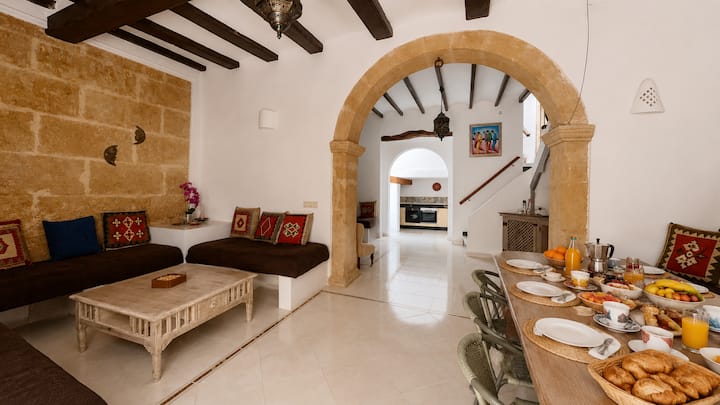Maison De Caractère Au Cœur De Teulada – Roof-top. - Moraira