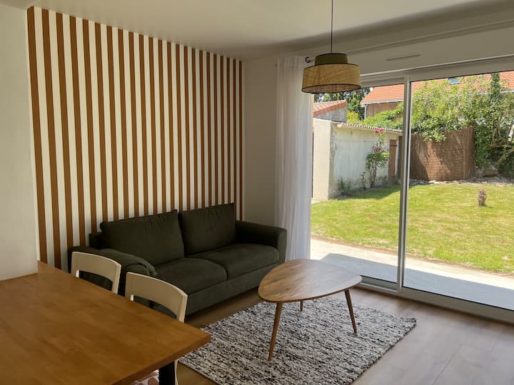 Maison Cosy Avec Jardin Clos - Nantes