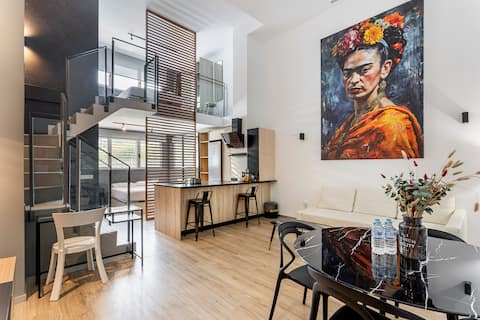 Propiedad de Airbnb exitosa: modern valencia duplex 2 rooms, 2 bath 4 pax en Benicalap