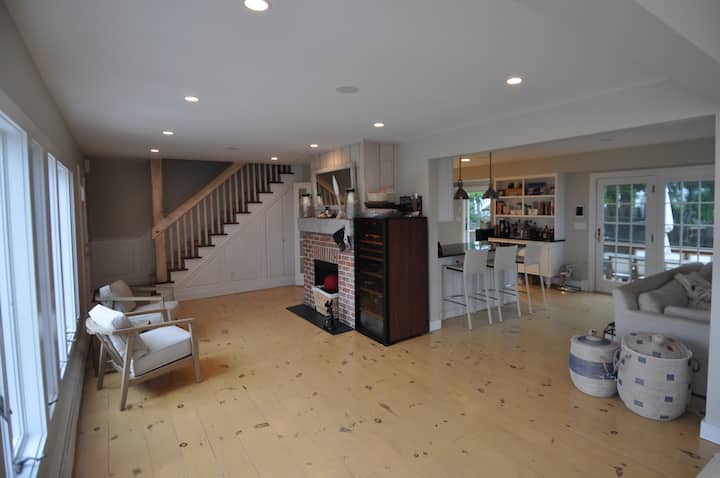 Beach House In Westport: Steps To Compo Beach! - Fairfield, CT