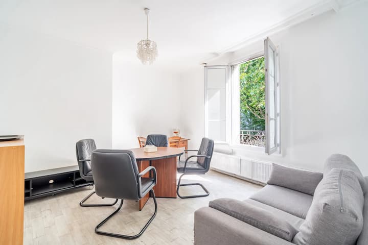 Grand 2 Pièces 43 M², à Deux Pas Du Métro - Gennevilliers