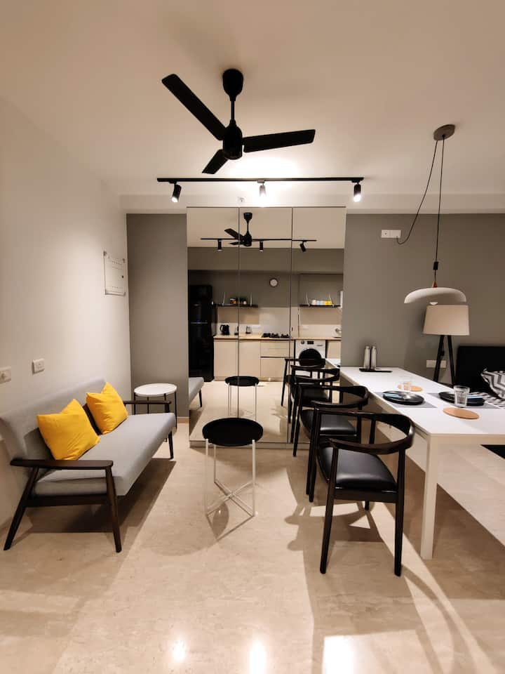 Modern & Chic Studio Apartment @Hiranandani Estate - Mumbai