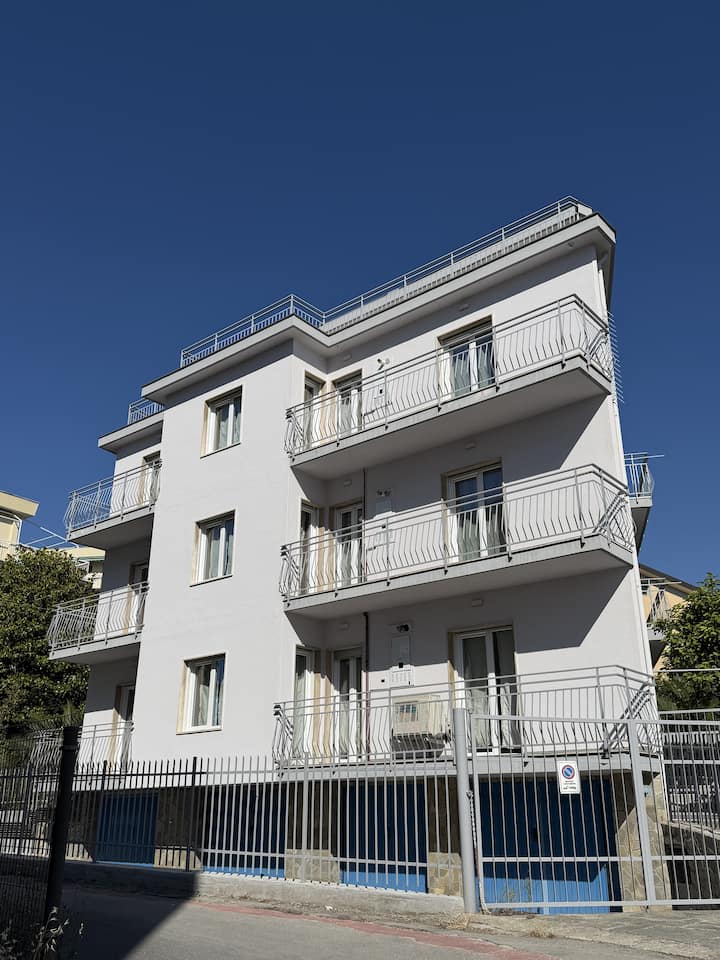 Cristallo 4 | Trilocale Vista Mare - Ospedaletti