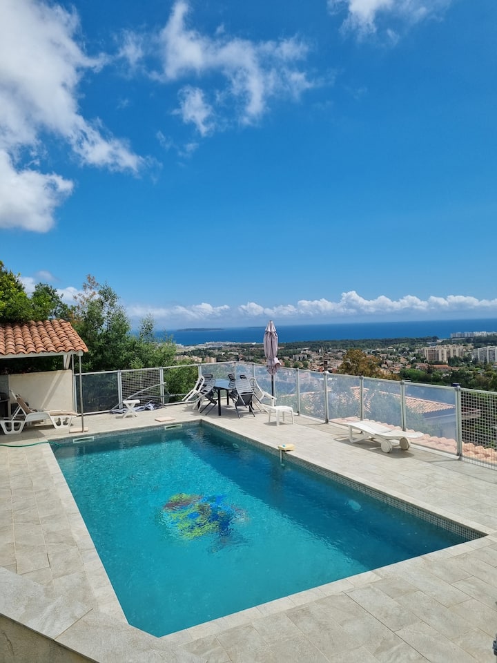 Studio 2 Personnes Avec Terrasse Et Accès Piscine - Mandelieu-La Napoule