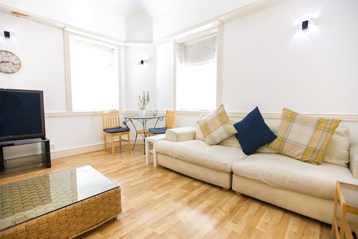 Marylebone Retreat | Prime Central London - Royal Albert Hall - London