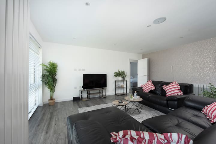 Spacious 5-bed Coastal Home | Hollywell Bay - Holywell