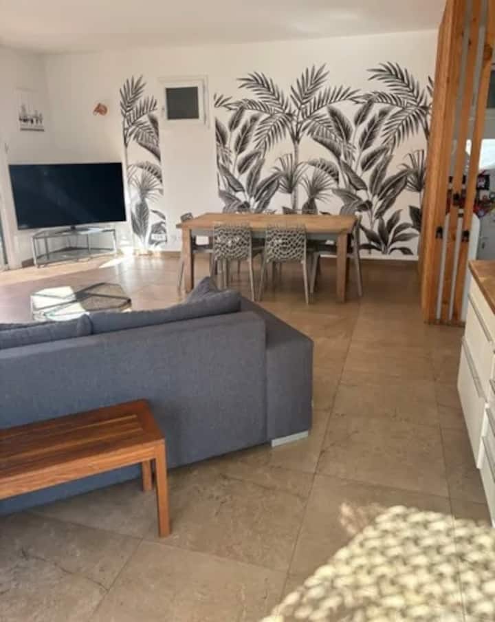 Maison Avec Piscine à 500 M De La Mer - La Londe-les-Maures