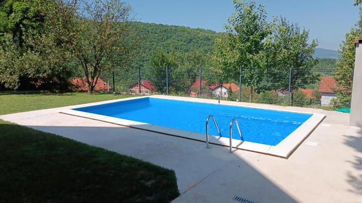 Villa "Pool And Garden" - 사라예보
