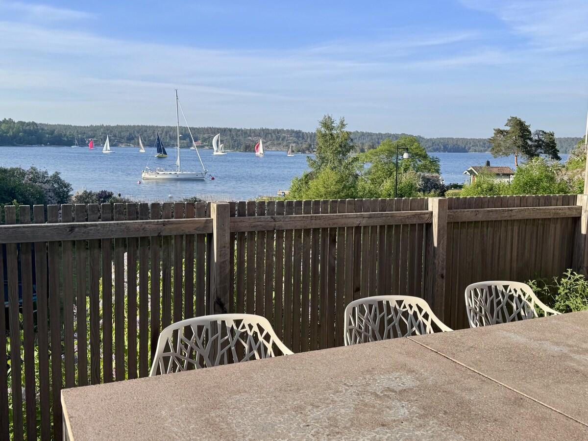 Modern Archipelago Oasis Close to Stockholm City