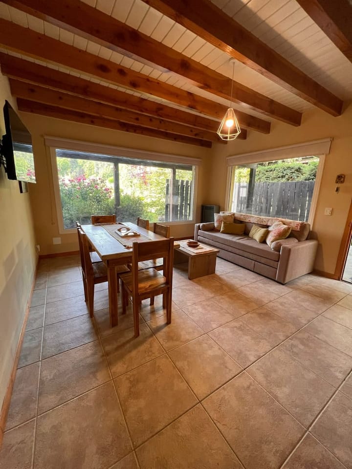Comoda Casita Centrica En Vla -Arrayan- - Villa La Angostura
