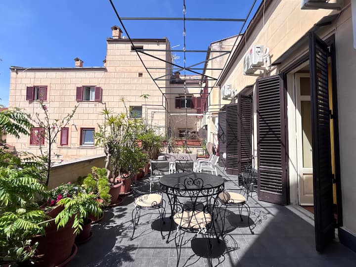 Luxury 5 Bedrooms Apartment With Terrace & Parking - Palermo