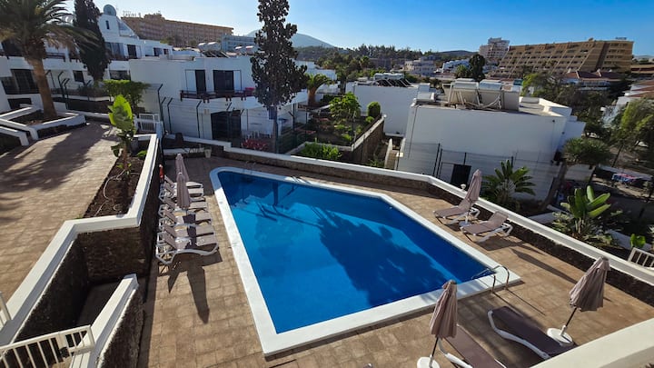 Sunny 3br Apartment Steps From Beach - Costa Adeje