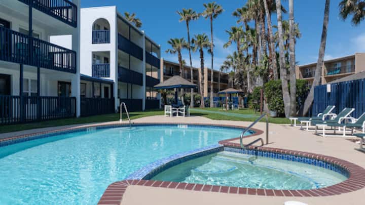 South Padre Island Condo By The Gulf - South Padre Island, TX