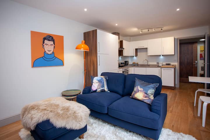 1 Bed Flat For Stay Of 1 Month+ - Bristol
