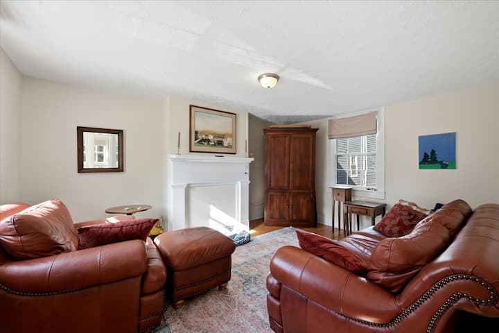 Blue Peaks Signature Stay - Winchester, VA
