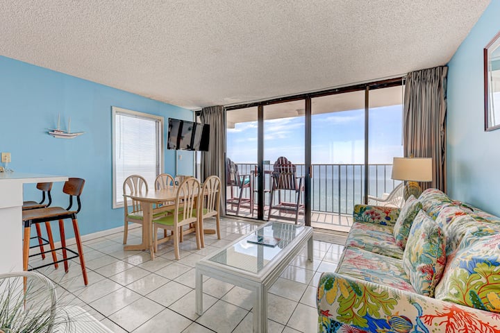 Oceanfront 1br Condo In Carolina Beach! - Kure Beach, NC