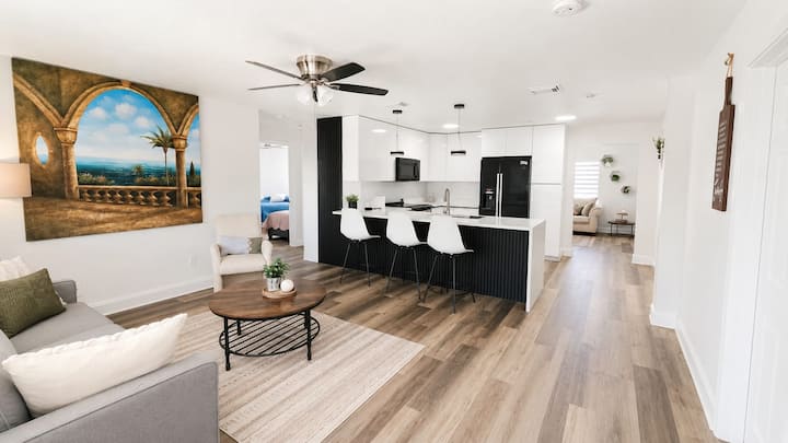 Cozy Home Near Fll Airport, Beach & Cruise Port - プランテーション, FL