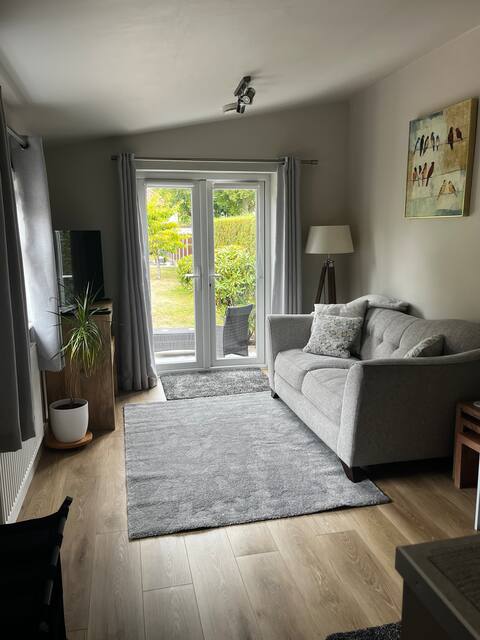 Popular Airbnb listing: Thegardenstudio@formby in Sefton