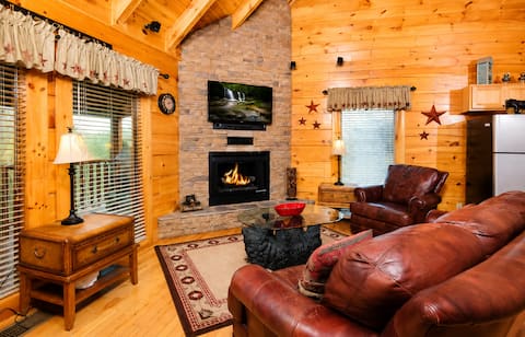 Heavenly Sunsets cabin in Sevierville - Photo 5