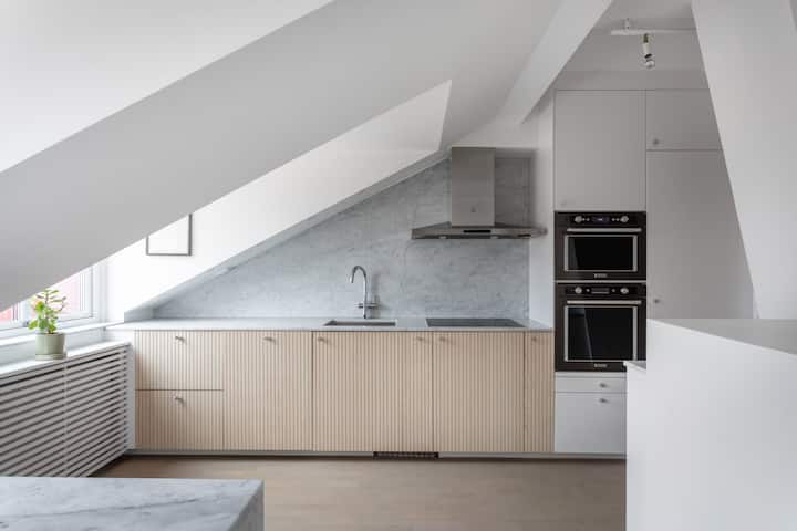 Designer Penthouse Loft Above Vasastan - Solna