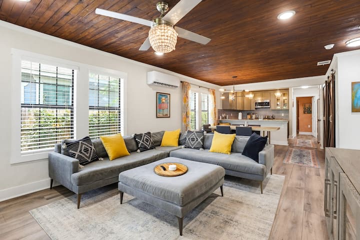 Casita Linda, A Charming Southtown Retreat W/pool - San Antonio, TX