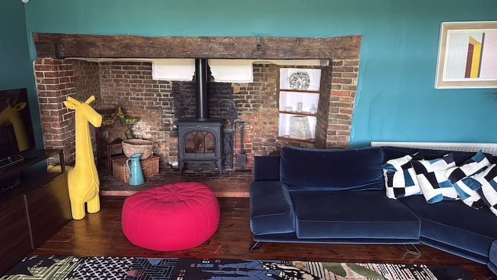 Luxury Kent Retreat | Heated Pool, Lake & Gym - Cranbrook