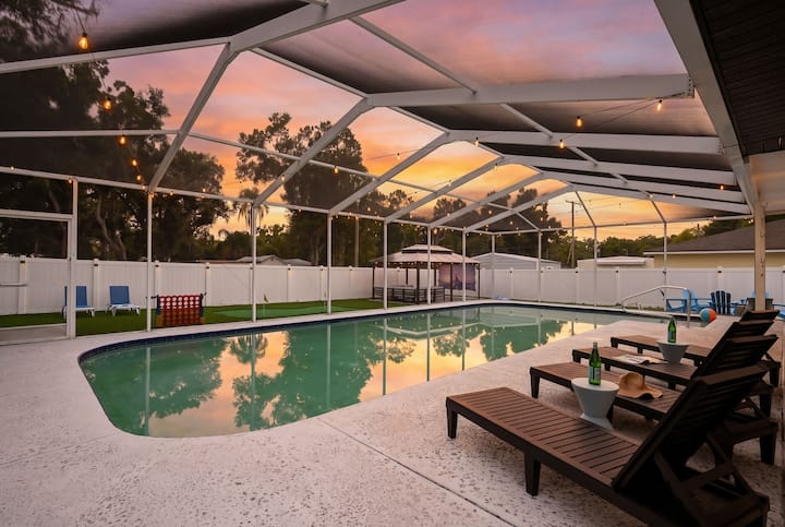 Sunny 4br Getaway With Private Pool - Tampa, FL