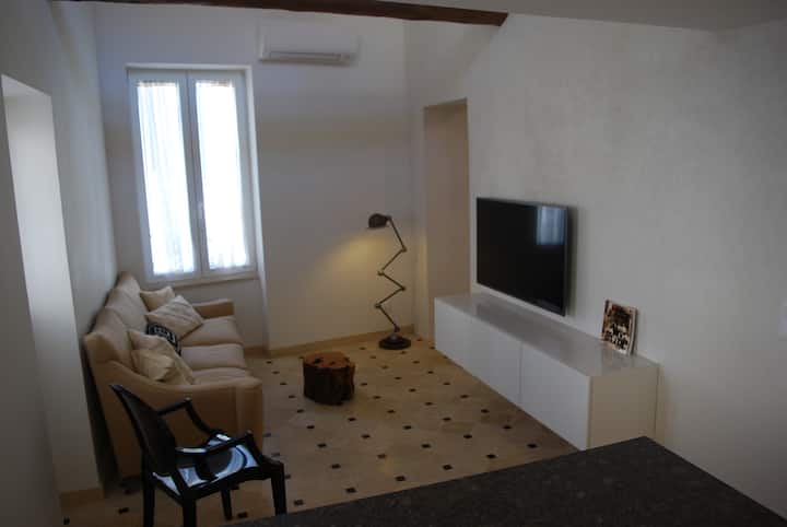 Seaside Escape In The Heart Of A Charming Village - Cagnes-sur-Mer
