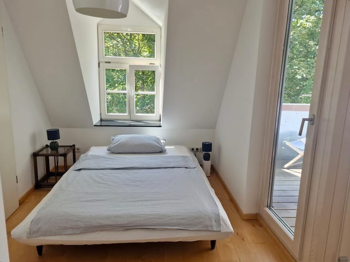 Idyllische Dachgeschoss-/altbauwohnung - Unterhaching