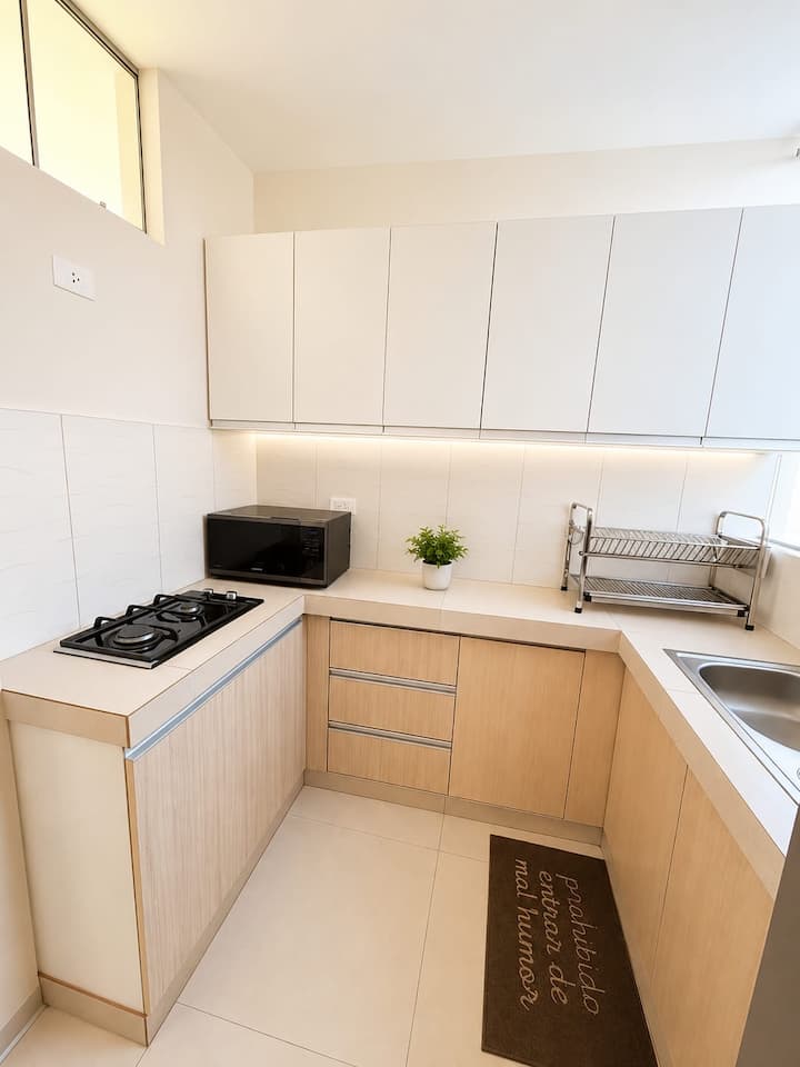 Apartamento De 2 Habitaciones Con Terraza Privada - Chiclayo