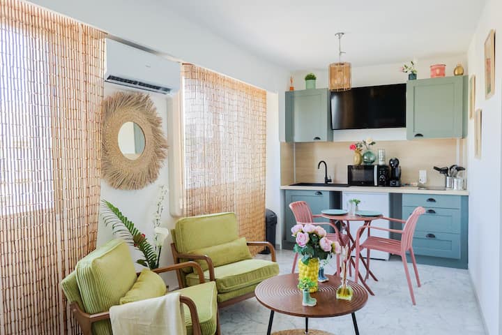 Joli Studio Avec Clim, Piscine Et Parking Privée - Saint-Laurent-du-Var