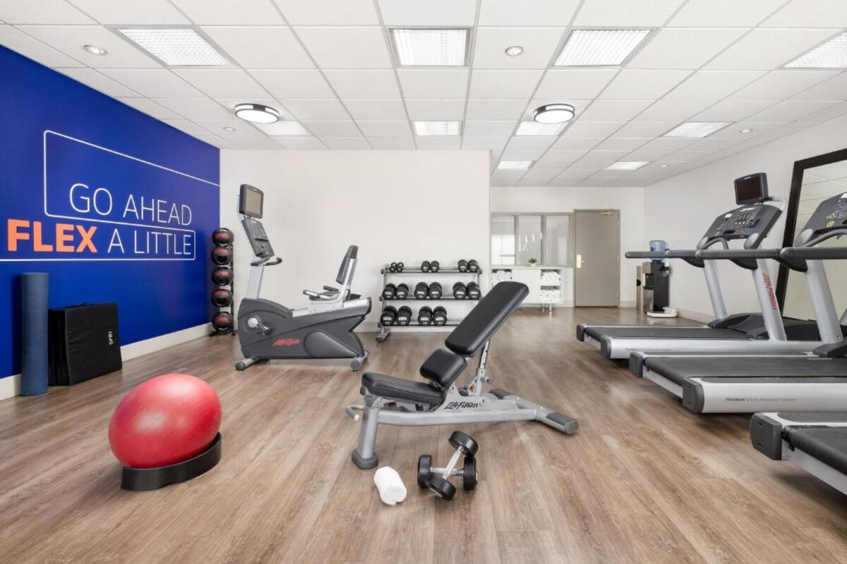 Steps from Allegiant Stadium + &Pool