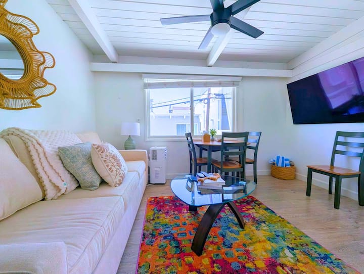 Airy Beach House I Parking | Minutes To Sofi & Lax - マンハッタン・ビーチ, CA