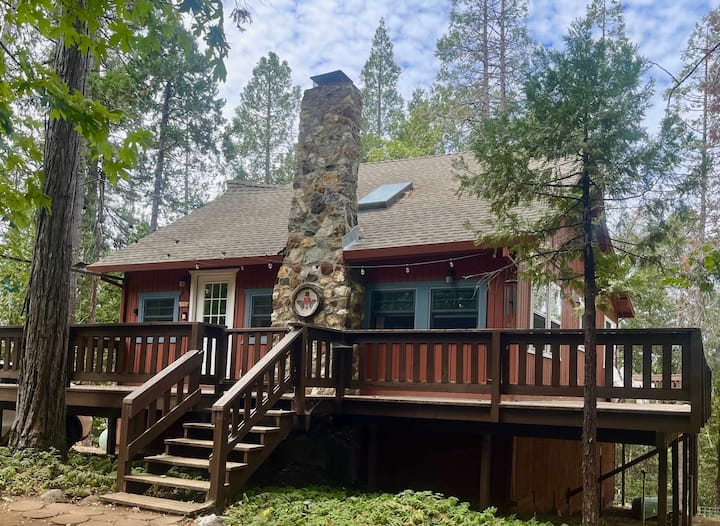 Daisys Place | Twain Harte Lake Access - Twain Harte, CA