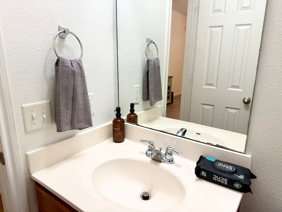 No Extra Fees + Pets OK + 3B/2.5BA + Office & Yard