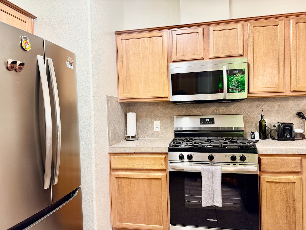 No Extra Fees + Pets OK + 3B/2.5BA + Office & Yard